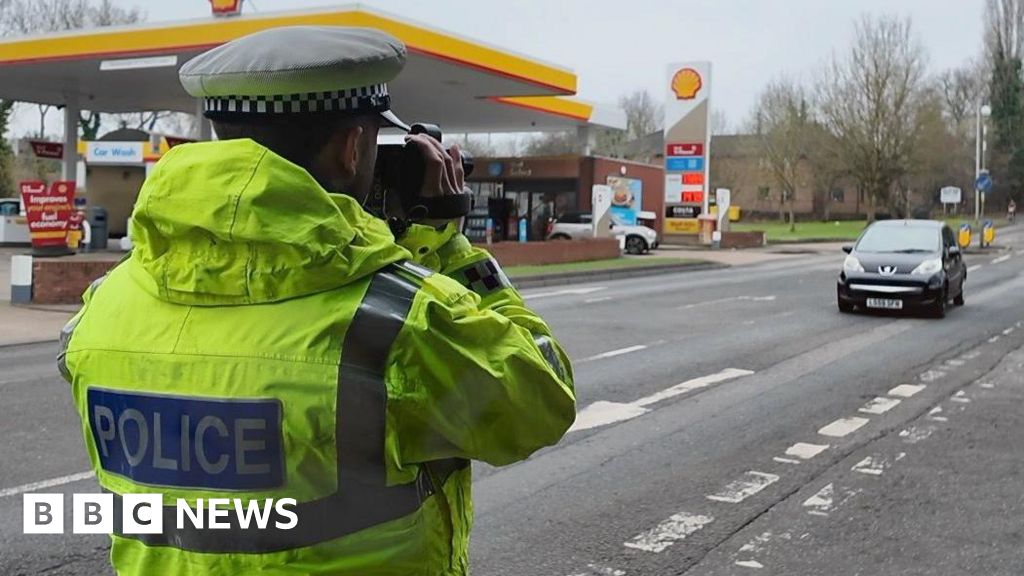 Drivers caught speeding at 164mph told to stop being ‘selfish’
