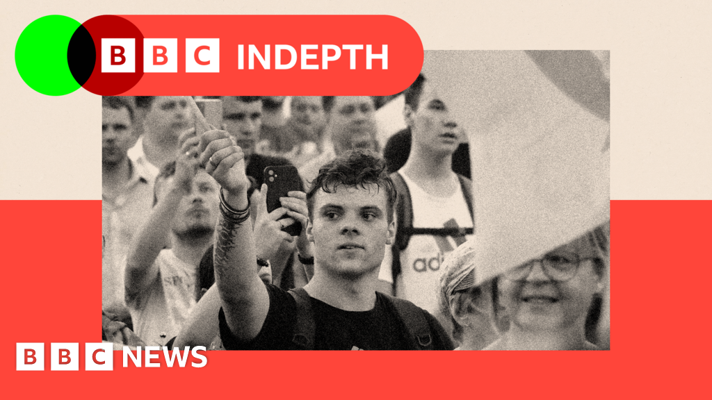 Why more young men in Germany are turning to the far-right