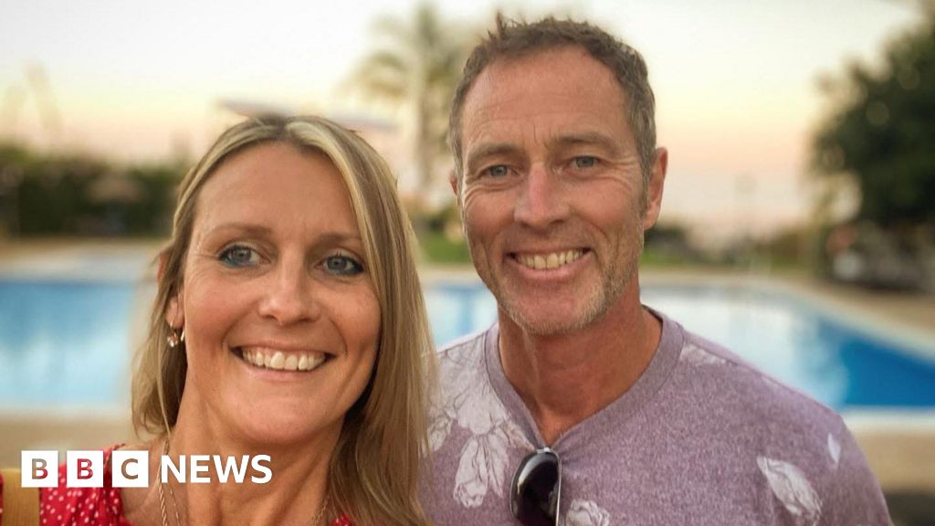 Iran charges detained Britons Craig and Lindsay Foreman with espionage