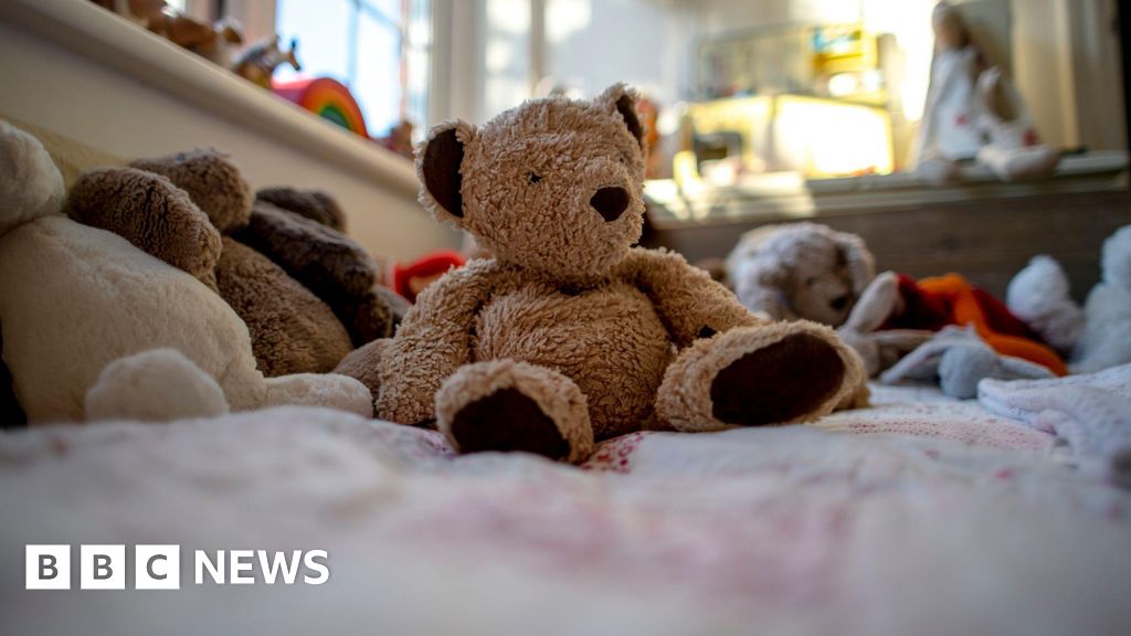 Babysitter finds man under bed after child complains of ‘monster’