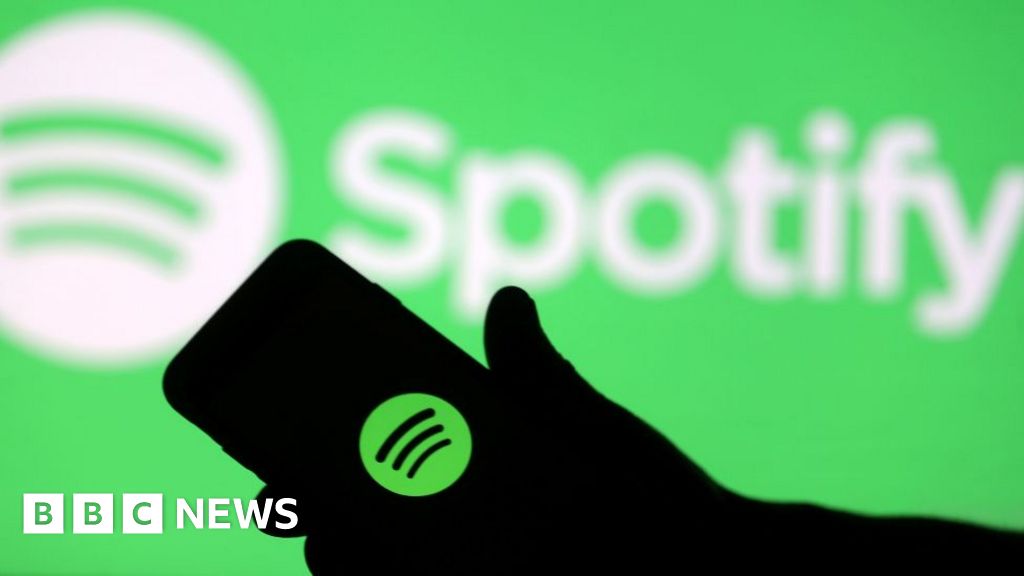 Spotify pays $10bn to music industry as debate over royalties continues