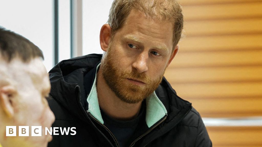 Prince Harry in surprise visit to Ukraine to meet war victims